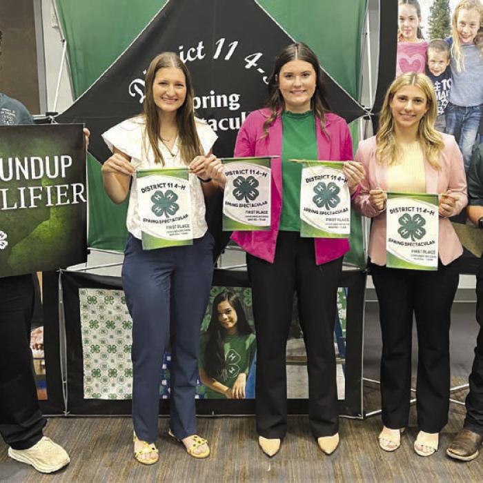 Senior CDM: Cooper Green, District 11 4-H Officer, Elena Supak, Madeline Willrich, Addison Faske, and Logan Poncik.