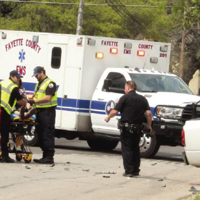 One Hospitalized After Wreck in La Grange