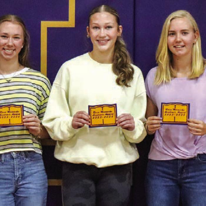 Class of 2029 Recipients, left to right: Raylee Gutierrez, Kenlie Kallus, Gabriella Hollek, Lily Banks Hannah Mitchell.