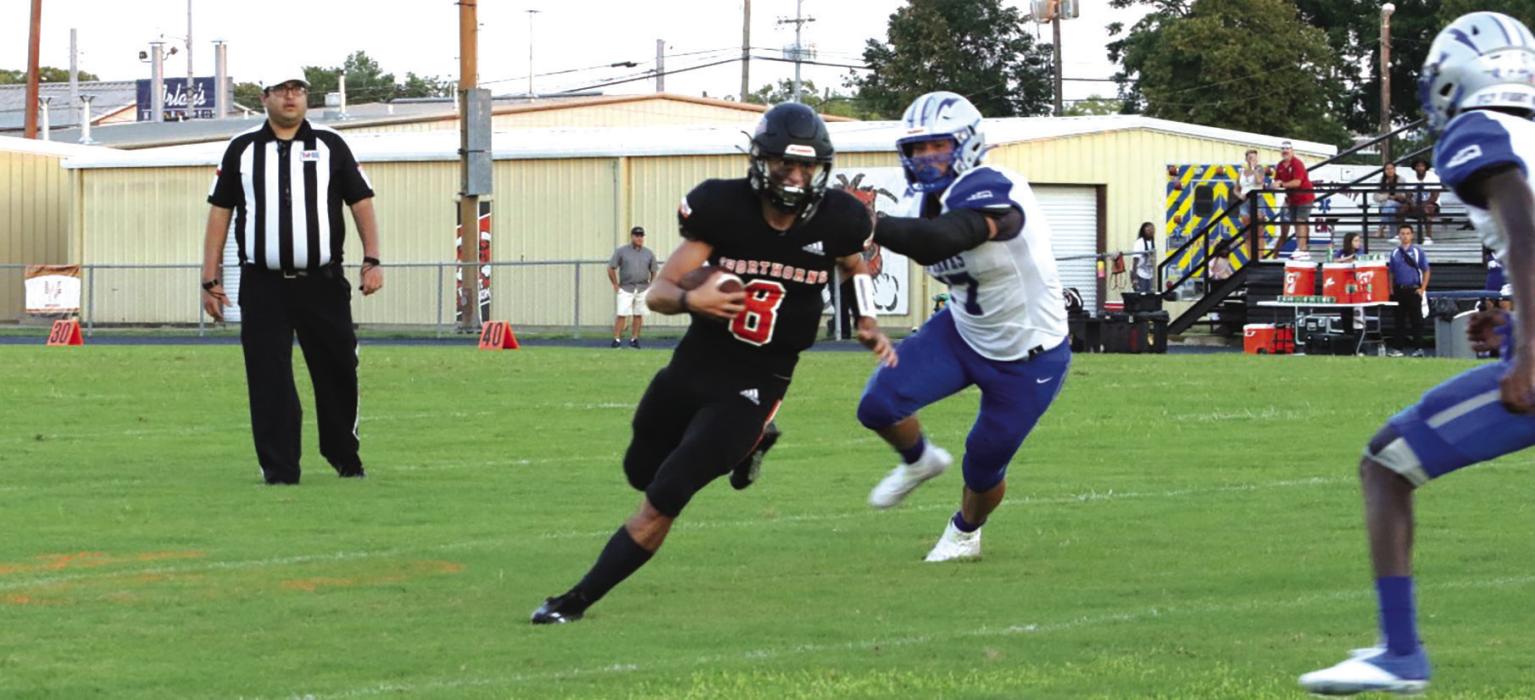 Tyler Ryba, Schulenburg’s junior QB, ran for 115 yards and threw for 154 Friday. Photos by Audrey Kristynik