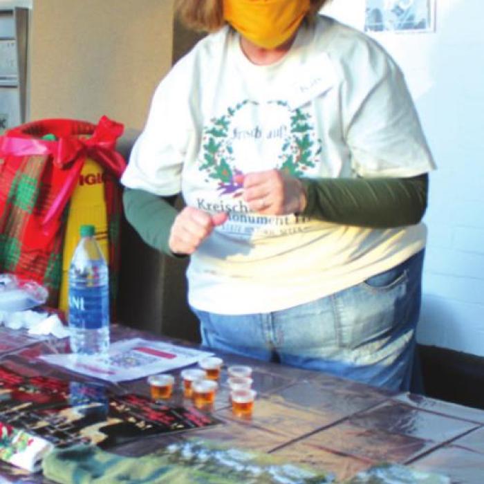 Christmas Season in La Grange Kicked Off By Some 700-Plus at Schmeckenfest