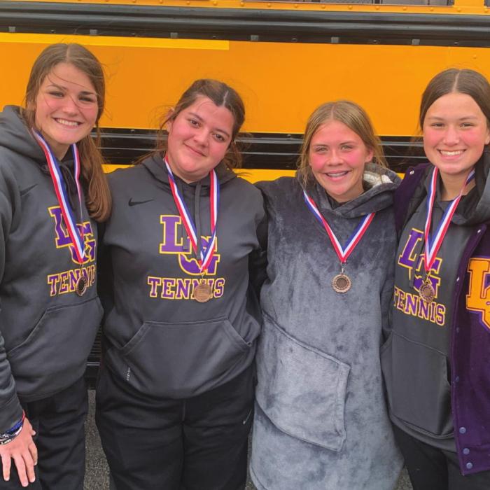 La Grange JV Girls Perform Well at Taylor Tournament
