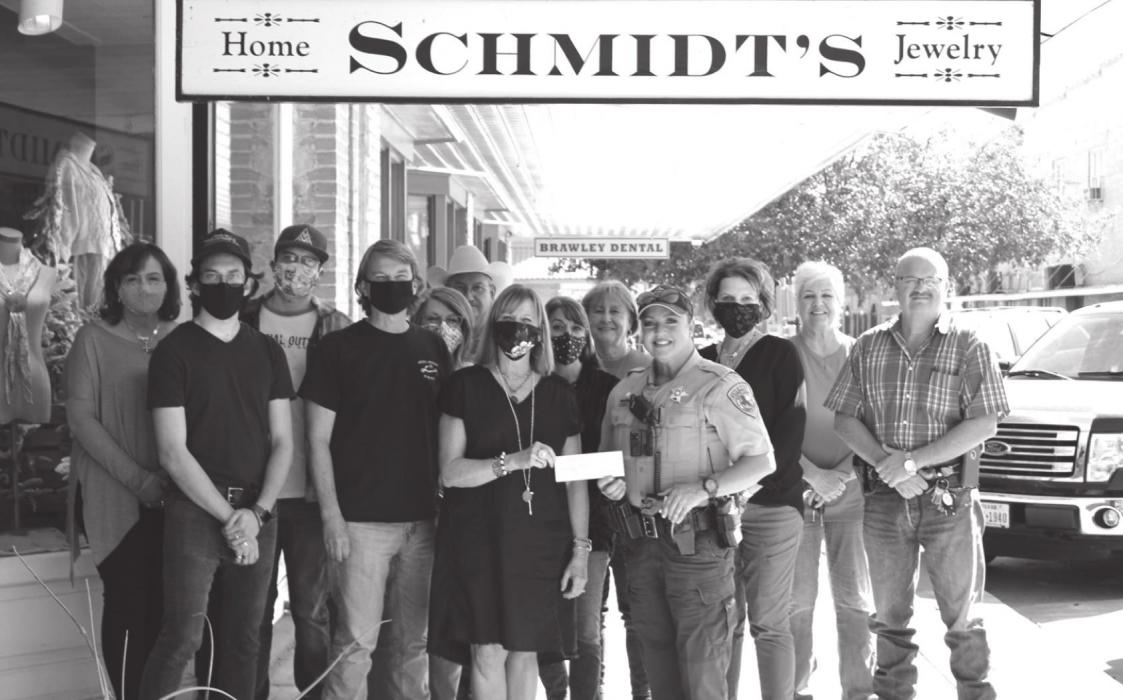 Schmidt’s Jewelry Donates to Deputy Santa