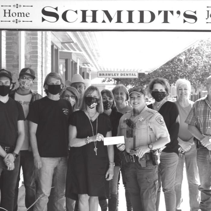 Schmidt’s Jewelry Donates to Deputy Santa
