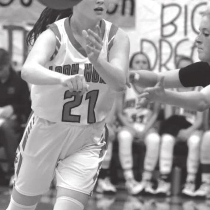 Schulenburg Girls Fall to Thorndale