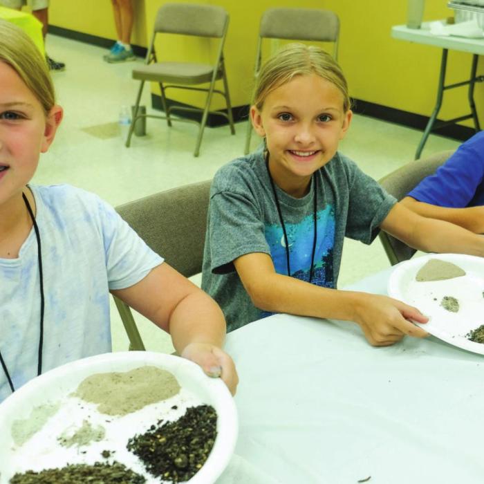 Master Gardeners’ Kids Camp Held in La Grange