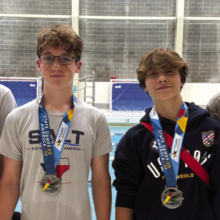The 13-14 Boys relay team of Harlo Mankin, Stratton Masek, Garrison Ulrich, and Andy Wyatt also had an outstanding meet, finishing 2nd in the 200-yard Medley Relay (2:07.97) and 3rd in the 200yard Freestyle Relay (1:52.04).