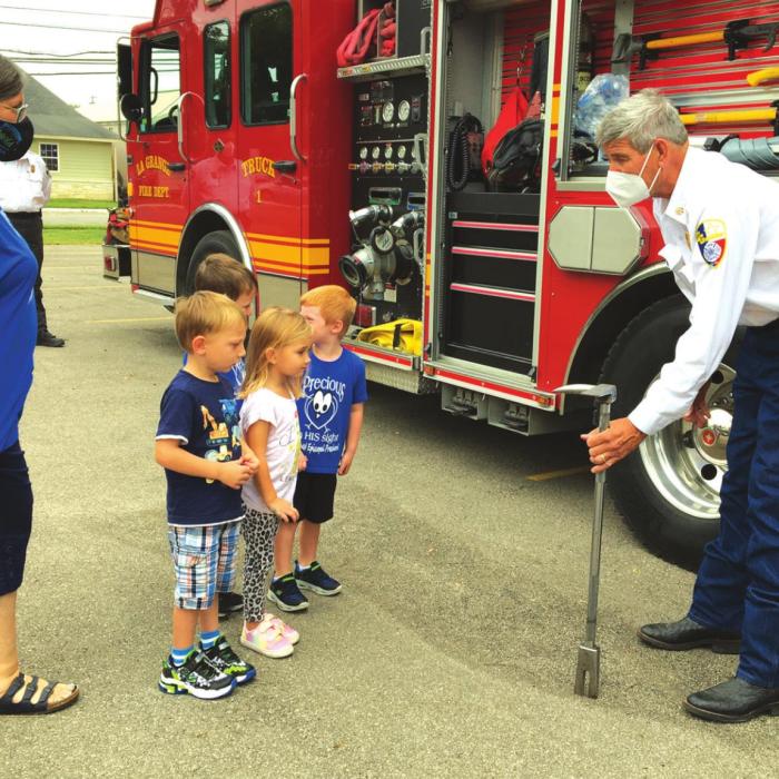 Preschoolers Meet Community Helpers