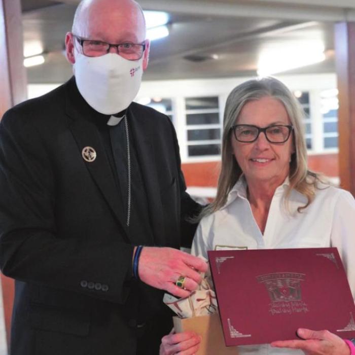 Kusy Receives Elizabeth Ann Seton Award