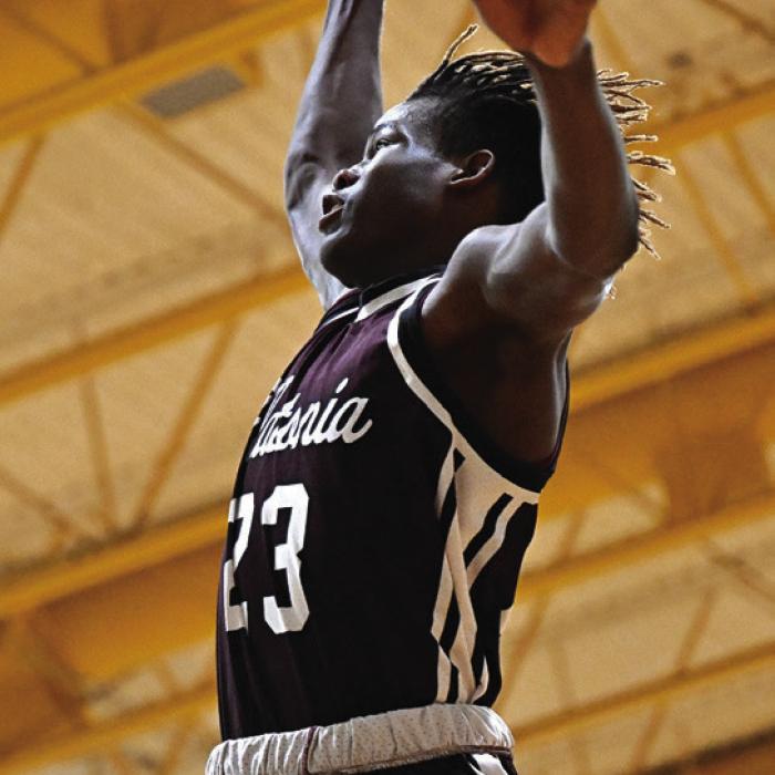 Hoops Roundup: Local Teams Surging