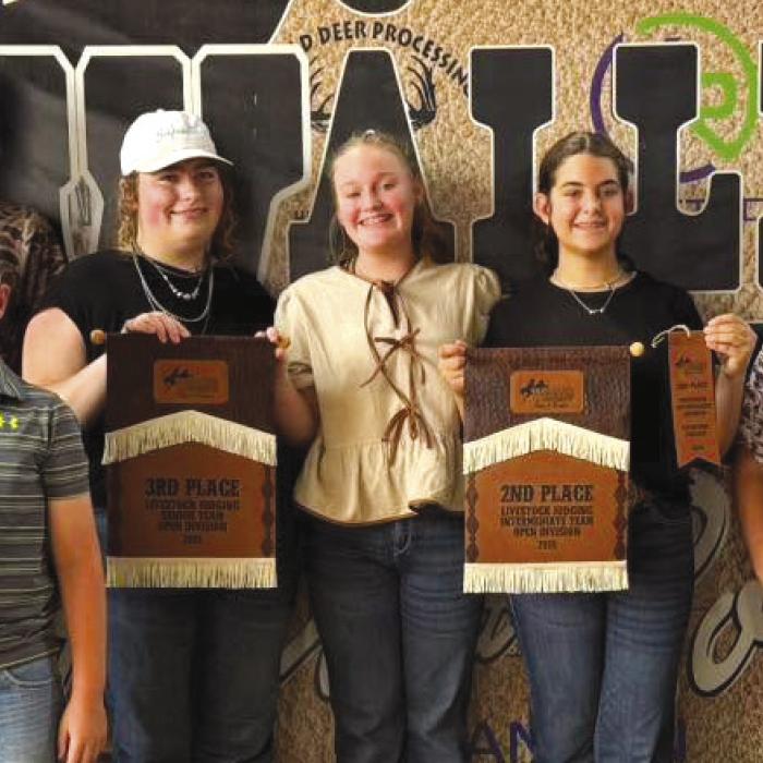 Pictured front from left: Rowdy Guenther, Tucker Mings, Jehnsen Janecka, Tate Fritsch, and Crockett Guenther; back row: Laramie Laake, Hailey Janish, Holden Holub, Rheagan Karisch, Julia Melton, Adalyn Carrales, Hudson Holub, and Rilan Karisch.