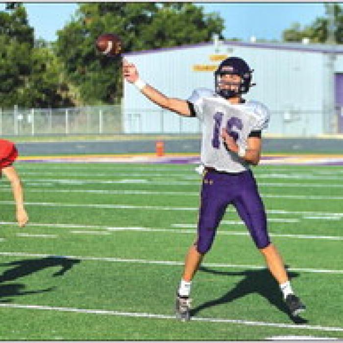 New-Look Leps Hold Their Own in El Campo Scrimmage