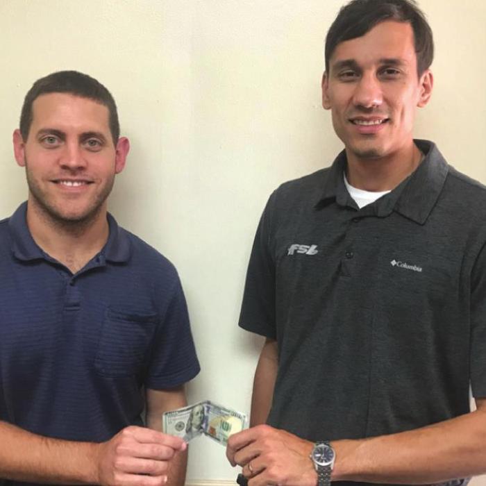 Football Expert Gets $100