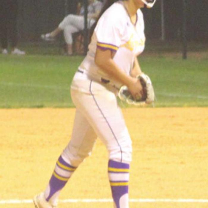 La Grange’s Marissa Gonzalez pitching Tuesday. Photo by Brian Pierson