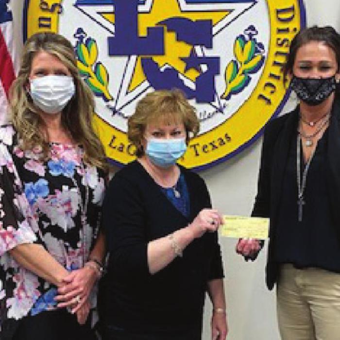 Hostyn CDA Makes Donation