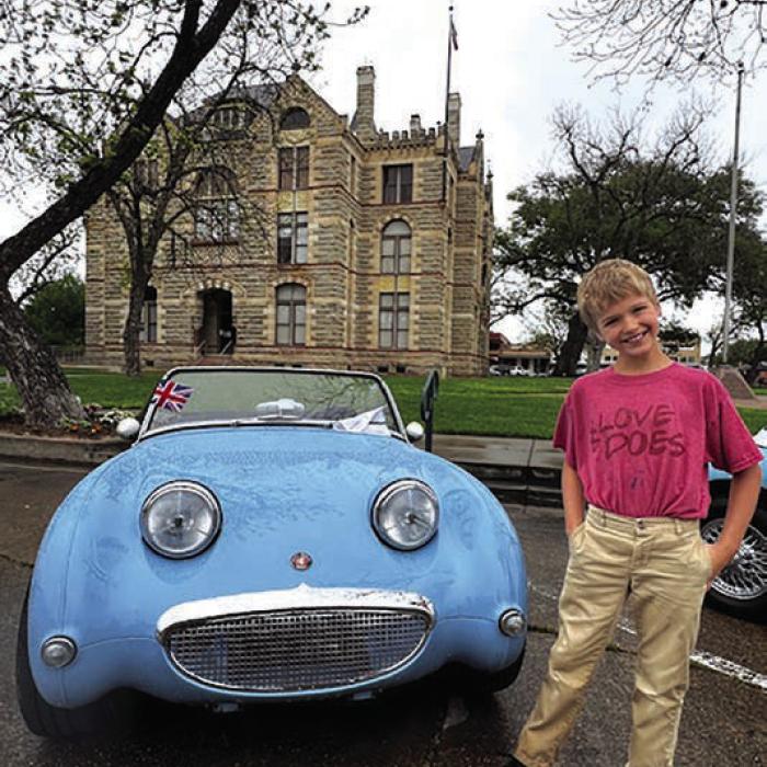 Locals Enjoy Classic Show in Downtown La Grange