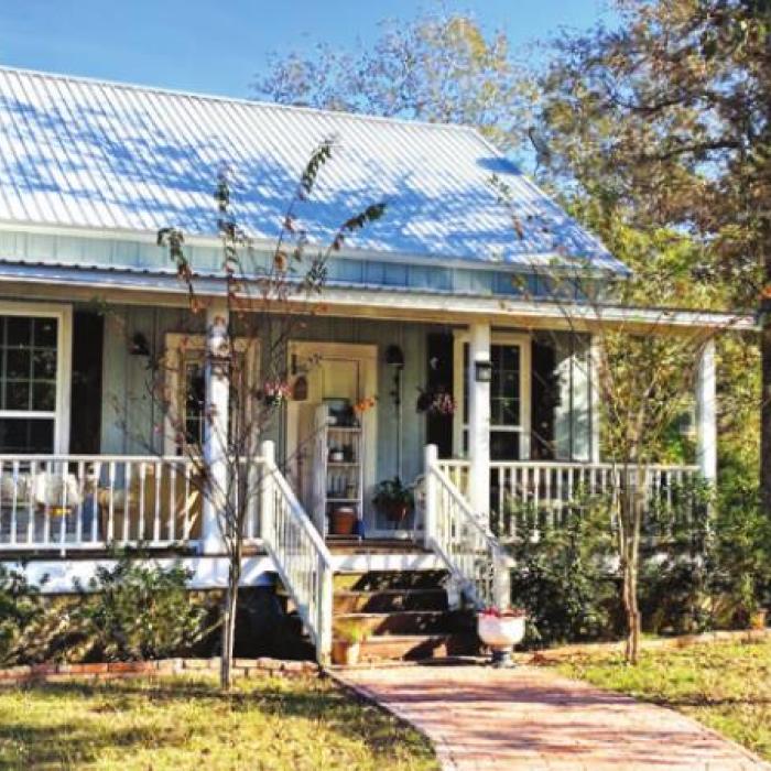 The Howard Home 1065 Cummins Stein Rd., near Fayetteville