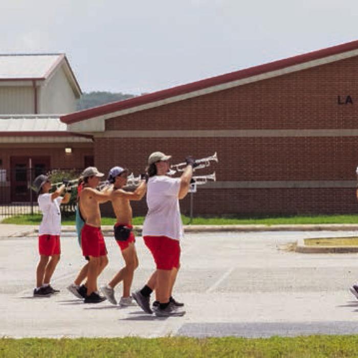 Major Leaguers of Marching Band Stay Over in LG for Some Practice