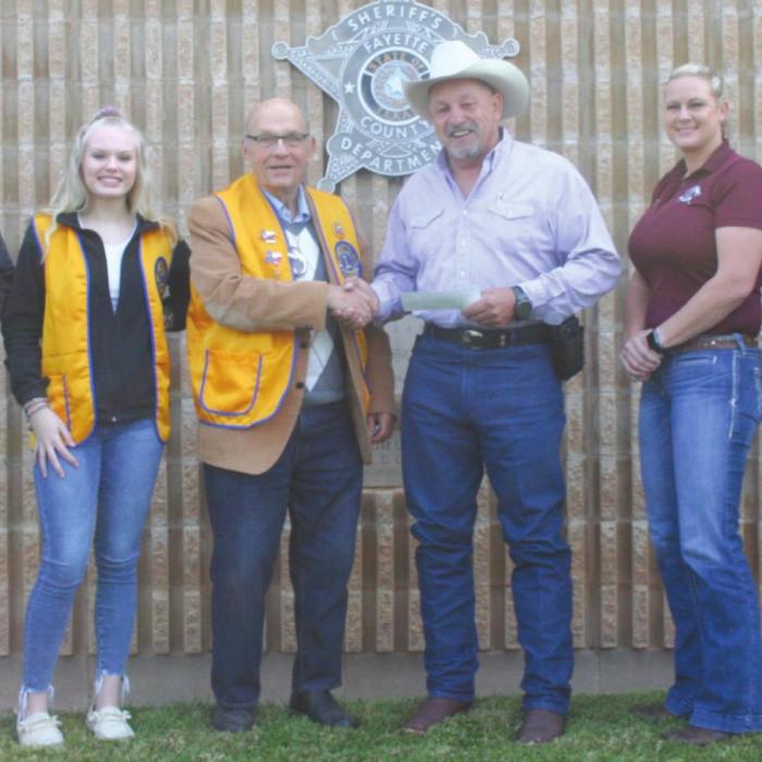 Lions Club and Leos Donate to Deputy Santa