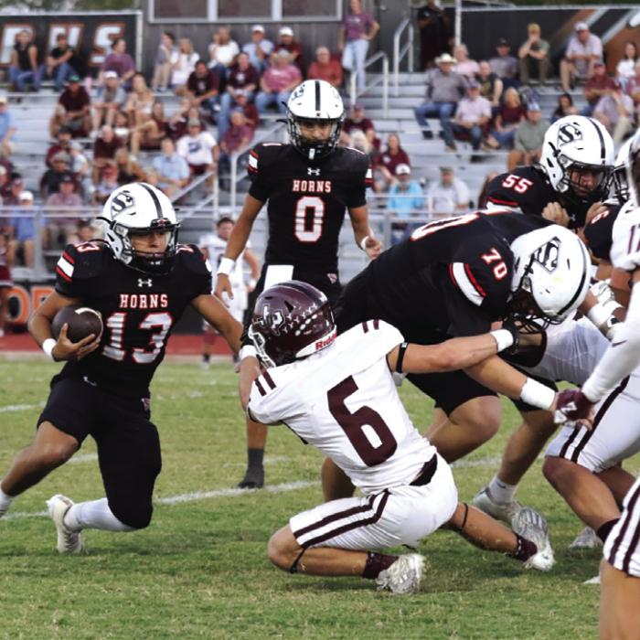 Schulenburg’s Tim Lara runs the football during Friday’s homecoming game against Johnson City. Photo by Audrey Kristynik