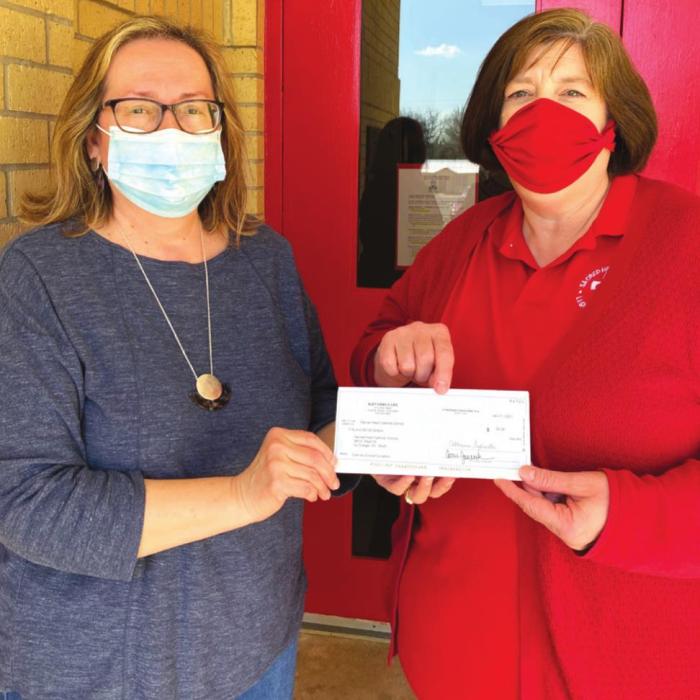 KJZT Donates to Sacred Heart