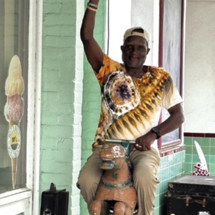 Paul Williams just had to ride the mechanical horse in front of the Lyric Ice Cream Parlor in Flatonia. Our June adventure began with lunch at Darlin’s Diner, then a movie at the Lyric Theater, and finished the day with ice cream; 27 members joined for this fun outing.