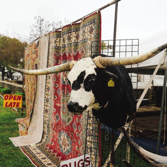 Antiquers Poised to Descend On Fayette County Once Again