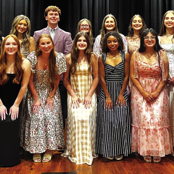 Top LHS Graduates Honored at Banquet