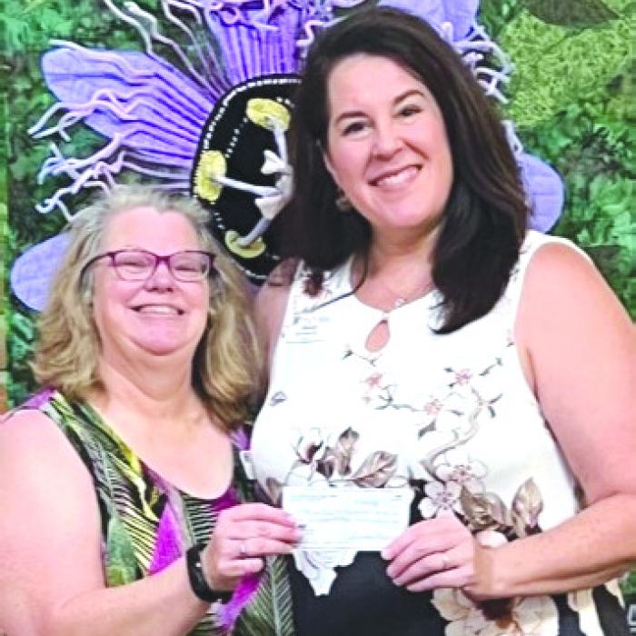 Quilt Guild Makes Donation