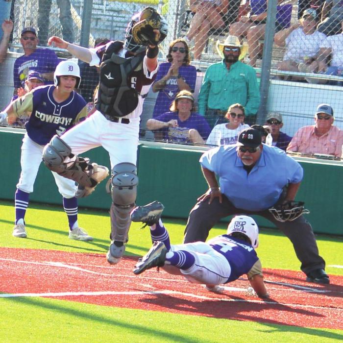 Fayetteville’s Baseball Season Ends in Regional Finals