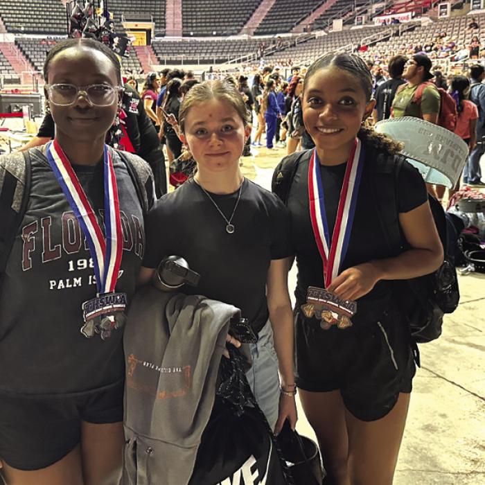 Coleman Qualifies for State in Powerlifting