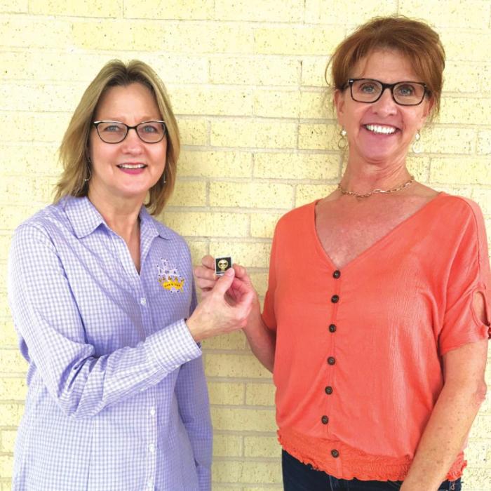 Phyllis Proske, right, and Regent Shirley Antosh
