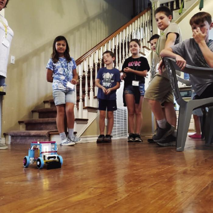 Round Top Family Library’s Science Programs a Big Hit This Summer