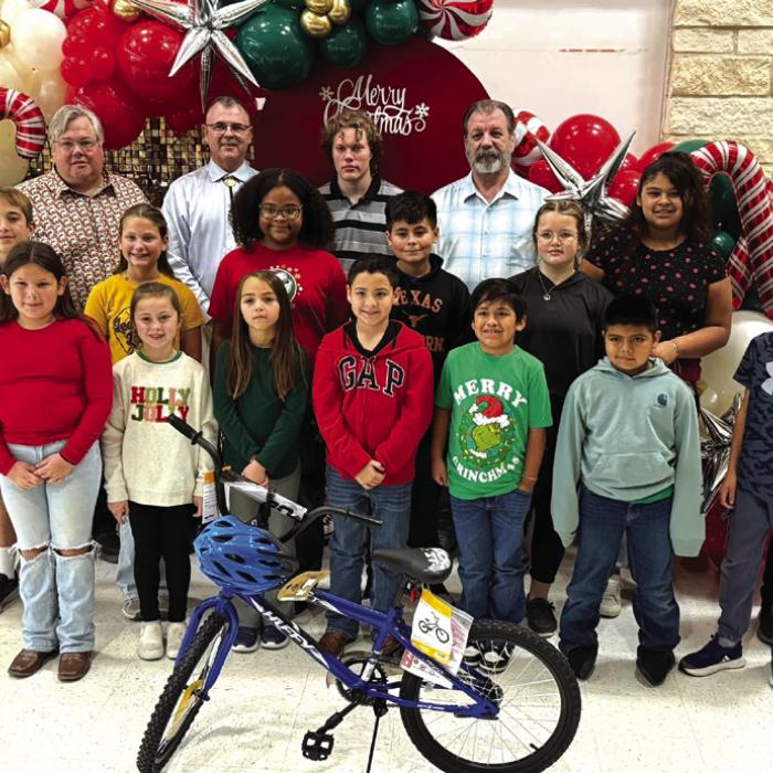 Masons Donate Bikes to Top Readers