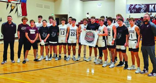 Fayetteville & Flatonia Head to the Third Round of the Basketball Playoffs