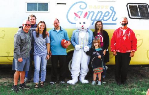 Pictured from left to right: Will Kuhn, Logan Carroll, Erin Wotipka, Ty Janak, Fayetteville student, Brianna Dusek and Gary.