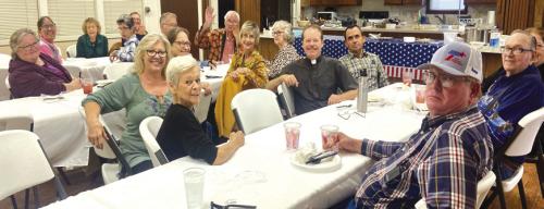 Christmas Dinner Held at Cistern KJZT