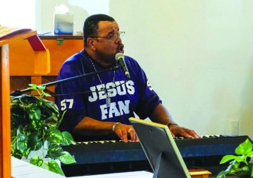 Rev. Leo Vaughns Jr. of Fort Worth, who has deep family roots in Cozy Corner, leads the services at Bethlehem AME every fourth Saturday of the month at 1 p.m. Photos by Andy Behlen