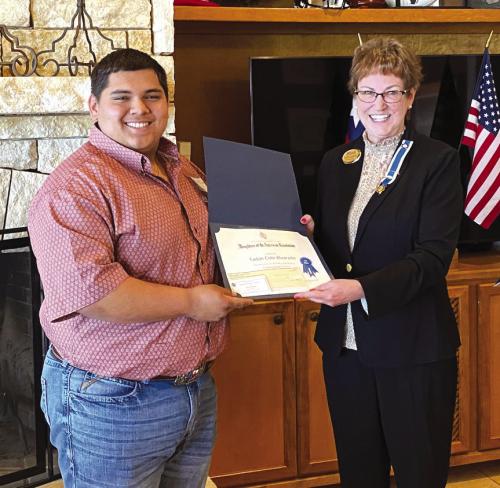 2023 DAR Good Citizen: Tadan Cole Alvarado, 1st place advanced to State level, Flatonia High School pictured with Kathy Schatte, DAR Good Citizen Chair.