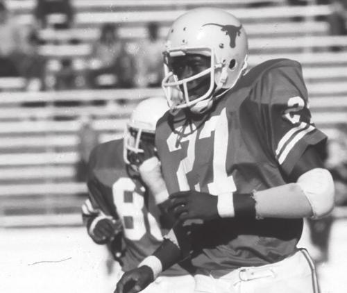 LG’s Johnson to Get College Football Legends Award