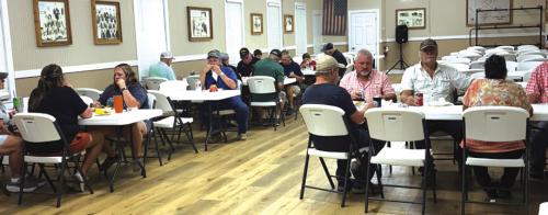 Ellinger had National Night Out on Tuesday, Oct. 7 at the chamber hall. Hotdogs and nachos were served with representatives from the chamber, fire department, Fayette County Sheriff Office and EMS were in attendance.