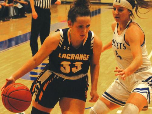 Megan Brothers drives to the basket for part of her game-high 31-points Tuesday in the Lady Leps’ playoff victory over Waco Robison. Photo by Jeff Wick
