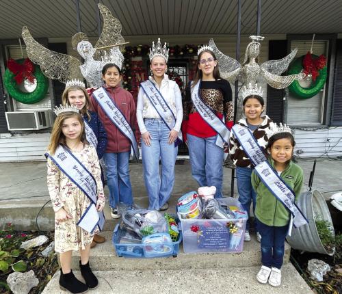 Royalty Court Gives Back During the Holidays