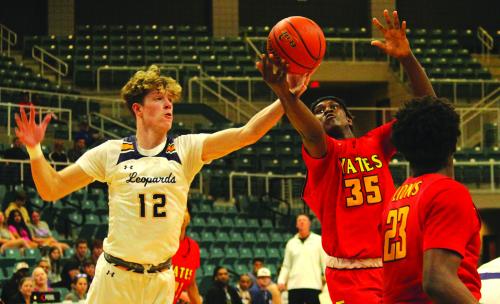 La Grange’s Eli Roberts and Yates’ Jordan Andrus battle for control of the ball Monday in Katy. Photo by Jeff Wick