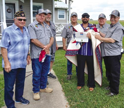 Quilt of Valor Presented to Local Veteran