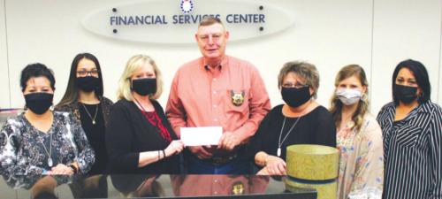 Prosperity Bank Donates To LG Police Dept.
