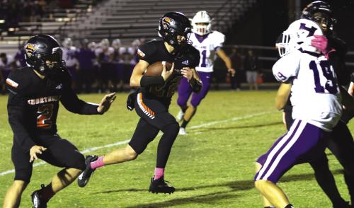 Janda Has a Hand in Four TDs, but Shorthorns Still Fall to Holland