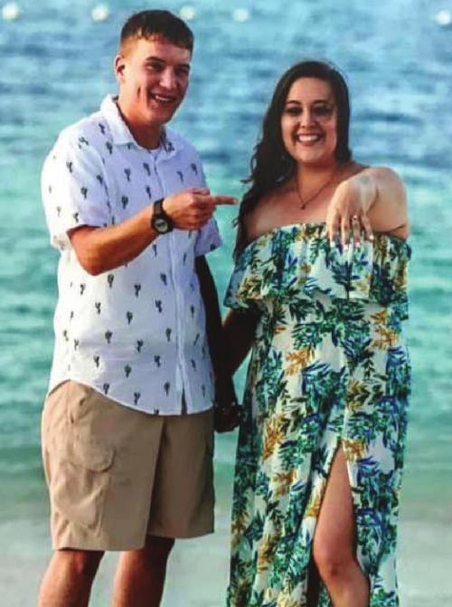 Jones, Lacy To Wed In October