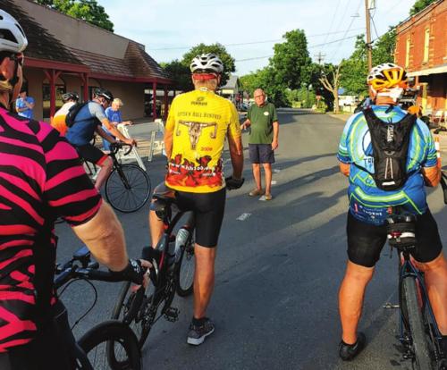 Bob McGowen speaks to the riders of the Good Old Summertime Classic.