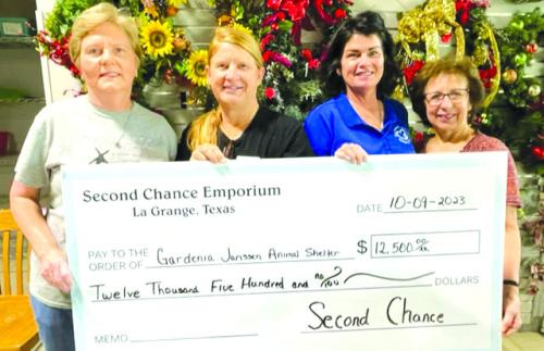 Second Chance Donates to Animal Shelter